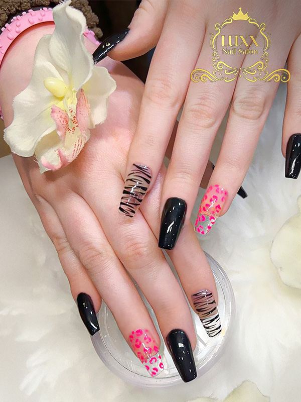 Luxx Nail Salon