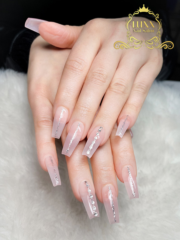 Luxx Nail Salon