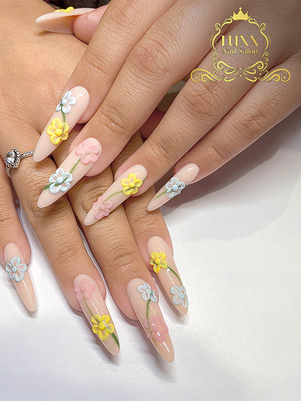 Luxx Nail Salon