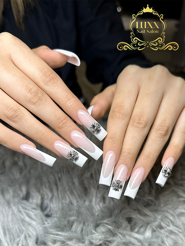 Luxx Nail Salon